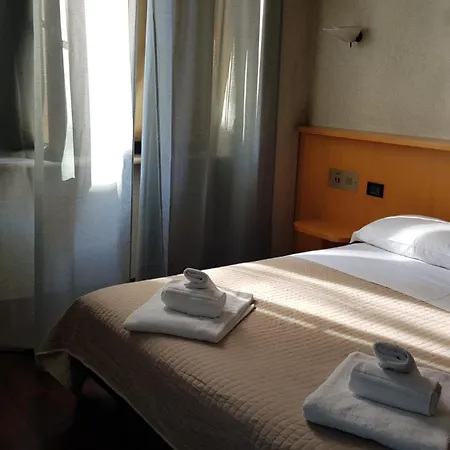 Apparthotel Brescia Апартаменты Брешия